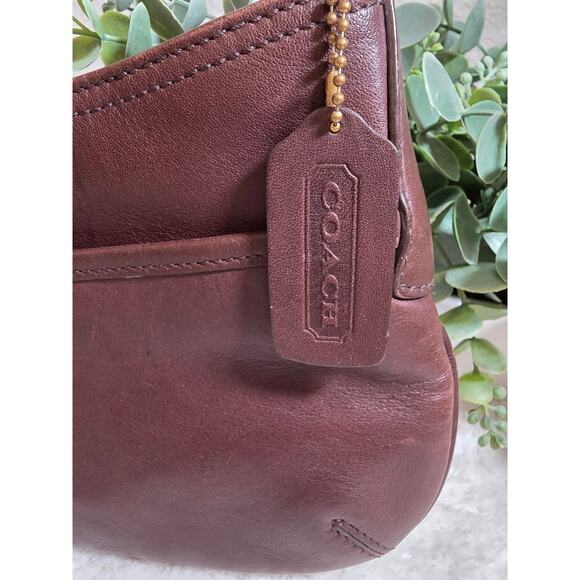 Vintage Coach Legacy Zip Crossbody - Picture 4 of 6